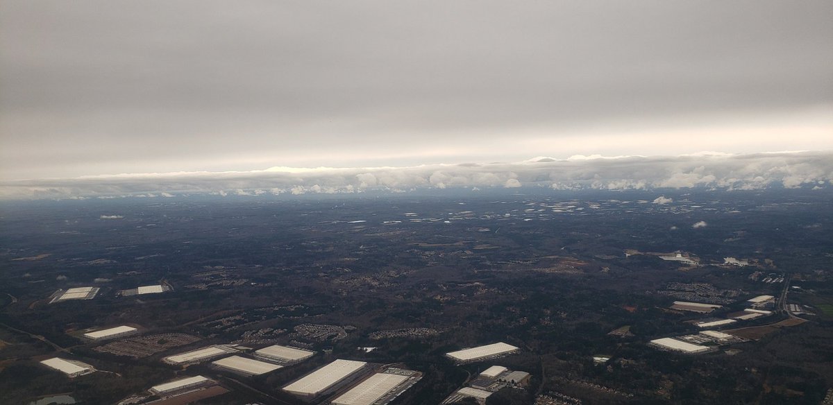 RK9090's tweet photo. .@spann Cold front over Georgia as seen on climb out from ATL this afternoon. https://t.co/kT9FCftdQr
