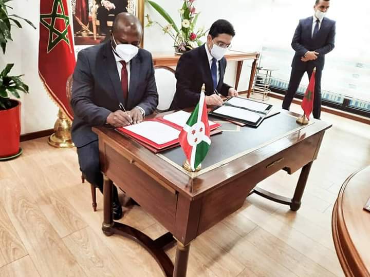 ApolloSmile's tweet photo. Our MAECD Amb. @AShingiro putting our country on the map. 
In #Morocco 👇

https://t.co/0wU4uavn2l https://t.co/ELZIuwBSNF