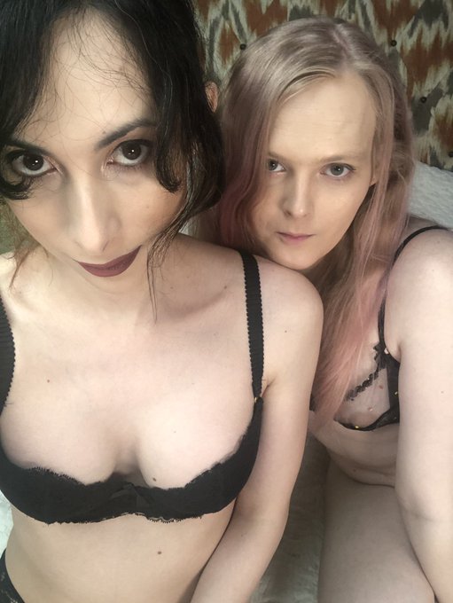 We are on Chaturbate ❤️  https://t.co/Pjf9Foi80v https://t.co/LkPN5EkC8B<a href="/tag/chaturbate"class="tags"><span>#chaturbate</span></a>