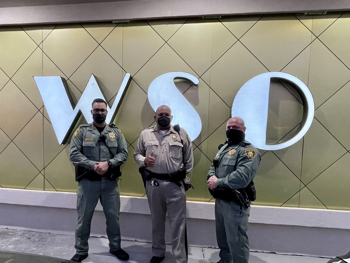 Bolden’s Captain Hank & Safe Village Team recently visited the West Side Oasis & were able to meet the WSO team such as Terry Adams & Tommie Sea. We are glad to have such a great establishment in the Westside.

#BAC #BoldenPride #LVMPD #COP #LasVegas #Vegas #HistoricWestside