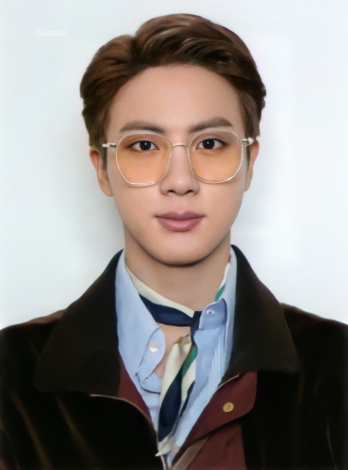 photocardscan's tweet photo. photocard scan bts

-Season's greetings 2021

pedido de: @mjjmc21 

#BTS #ARMY #RM #JHOPE #SUGA #JIN #V #JUNGKOOK #JIMIN #photocardscan #photocard #wttbts #wtsbts https://t.co/KuxfdeJ7XR