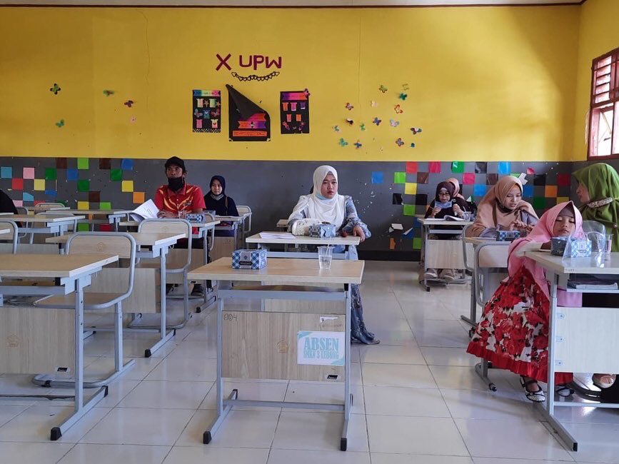 OktaPia26586442's tweet photo. Pelaksanaan Rapat Anggota Tahunan (RAT) tahun Buku 2020 Koperasi KSPPS BMT ISTIQOMAH.
@penyuluhkoperasi @kemenkopukm
#penyuluhkoperasi #ppklcyberkop #ppklkemenkopid #ppkladakoperasijaya #ppklprovinsibengkulu #ppklkabupatenlebong #ppkldeputikelembagaan #ppklasdeppenyuluh https://t.co/9Dm40uUPDo