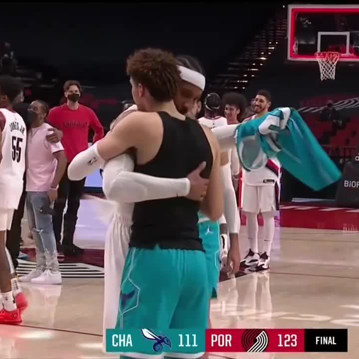 [花邊] Melo 交換球衣