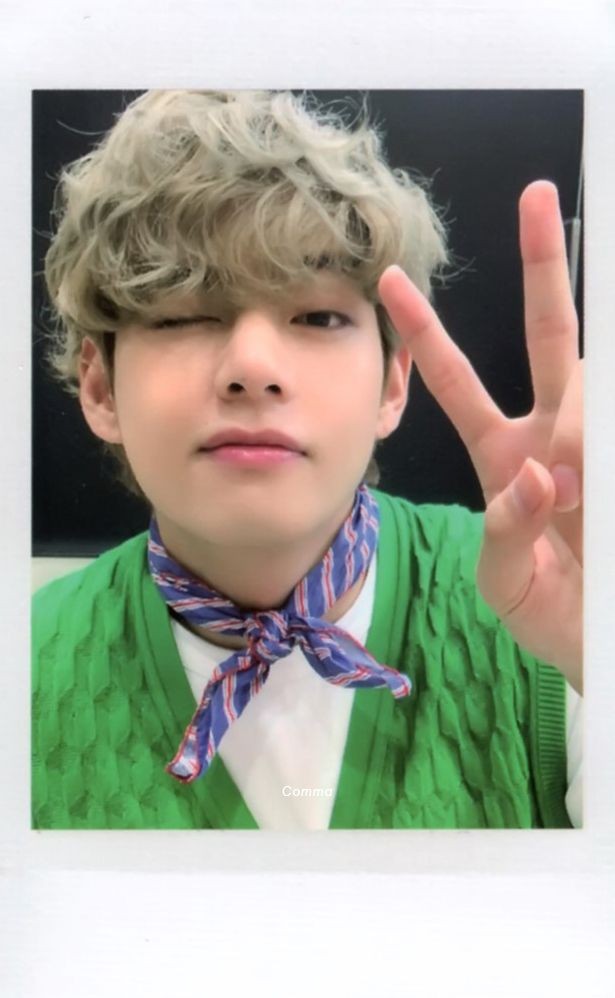 photocardscan's tweet photo. #BTS #ARMY #RM #JIN #SUGA #JHOPE #JIMIN #V #JUNGKOOK #photocardscan #photocard #wttbts #wtsbts https://t.co/QyyhTDDDOq