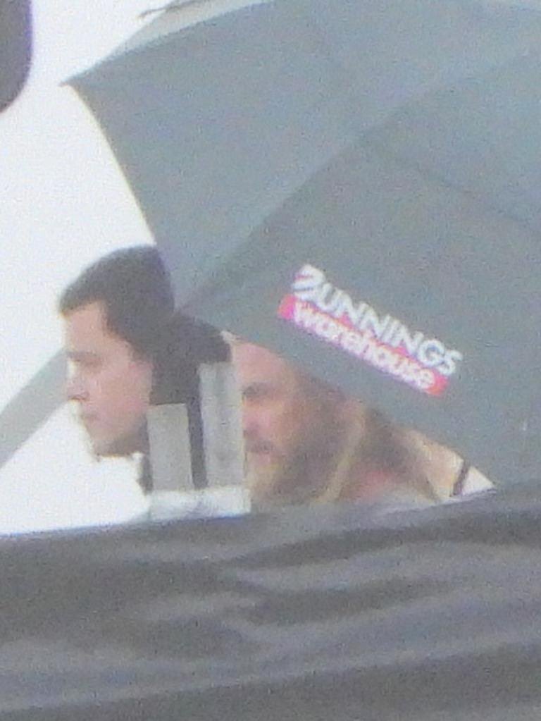 BRMarvelNews's tweet photo. 🚨 Luke Hemsworth e Matt Damon como o Falso Thor e o Falso Loki no set de #ThorLoveandThunder https://t.co/PZsF3onSTa