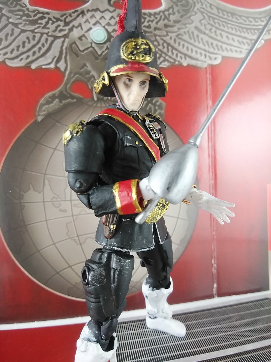 ブラック将軍の頭部は…3.75インチインディジョーンズ？ ヘルメット外