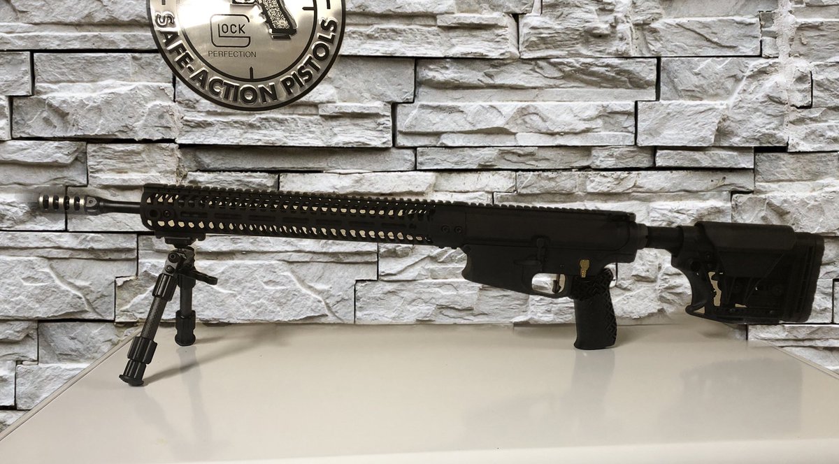 FirearmsTac's tweet image. The Dark Night Rises.

#ar10build #rifle #pewpew