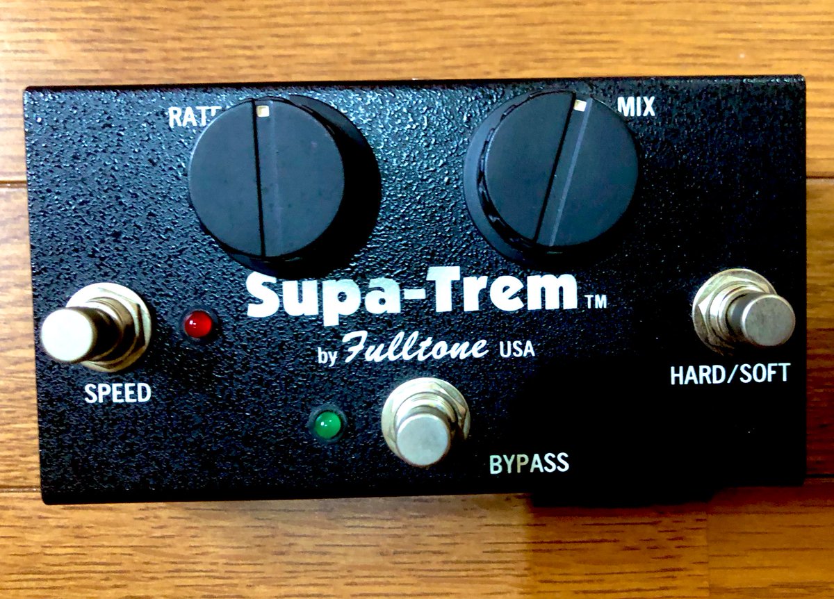 LEON_1959_'s tweet photo. My New Gear!!!!!
FULL TONE USA
Supa - Trem !!!...
Supa Tone Booster !!!
#MNG
#FULLTONE
#SupaTrem https://t.co/AZtwQ8zbpj
