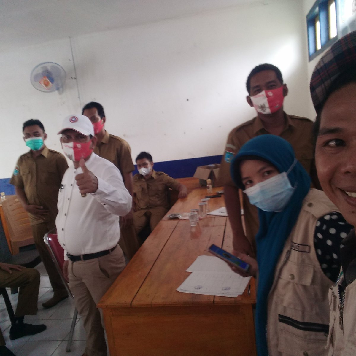 Subhan56930706's tweet photo. Dalam rangka pelaksanaan SDGS Desa, kita mulai pemutakhiran Data SDGS Desa 2021 dan IDM 2021
@jokowi 
@halimiskandarnu 
@taufikmadjid71 
@fachrilabalado
@imansyukri 
@malik_haramain 
@yusradaridesa 
@tppkemendes 
#TPPSumsel 
#TPPOganilir https://t.co/M8NZFoNIei