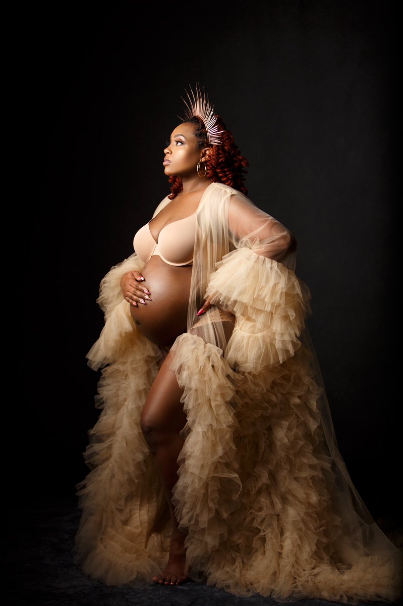 FairyLocMuva's tweet photo. On my Queen shit. Period. #maternityshoot #queendom #lovethis #ifeelbeautiful #iambeautiful https://t.co/fAMp0Pv4UM