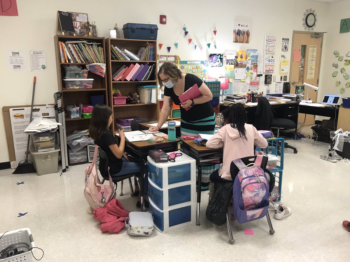 ClearElementary's tweet photo. Great things happening in @CSES_2ndgrade 💪 @best_cses @RippleTina @SarahCSESCoach https://t.co/mCNokpaSTw