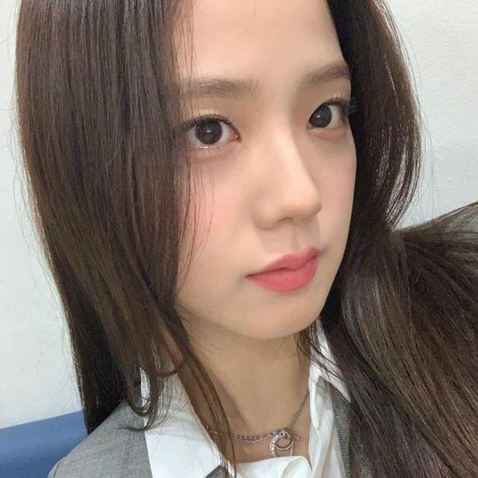 twicepinkfolder's tweet photo. https://t.co/Ner4TattE8