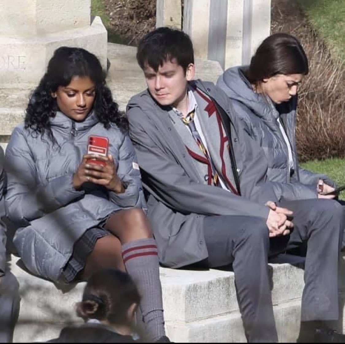 spideyydayas's tweet photo. THEY WEAR UNIFORMS NOW?! https://t.co/uuMc3ifDif