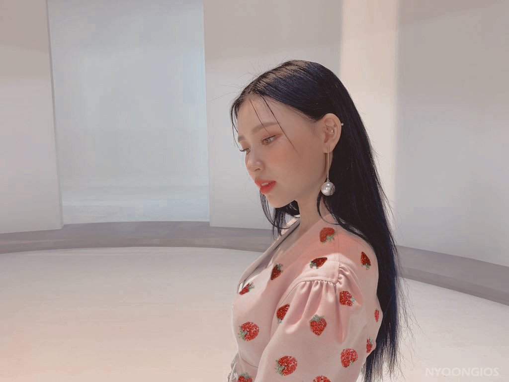 ellythinking's tweet image. 🦊| #ELLY #엘리 #WekiMeki #위키미키
This is an edit btw !!