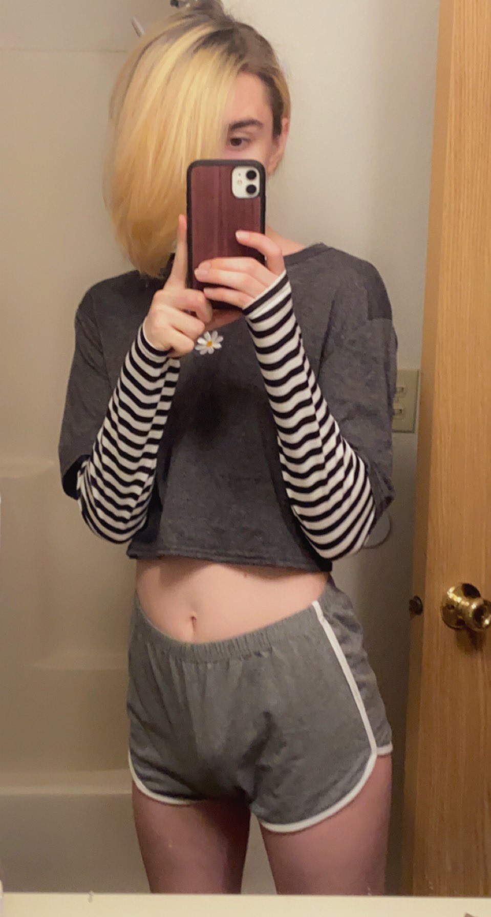 Lemmi 🍋 on X: how does this outfit look? #femboy t.conKuaFtk1bA   X
