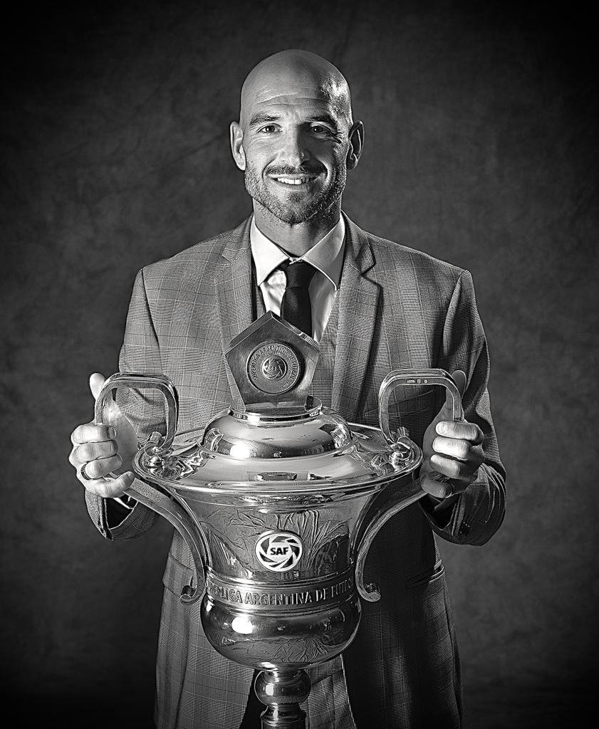 RacingClub's tweet photo. Feliz cumpleaños, Señor Lisandro López. Lo amamos para siempre 💙 https://t.co/PX6vRFzaV1