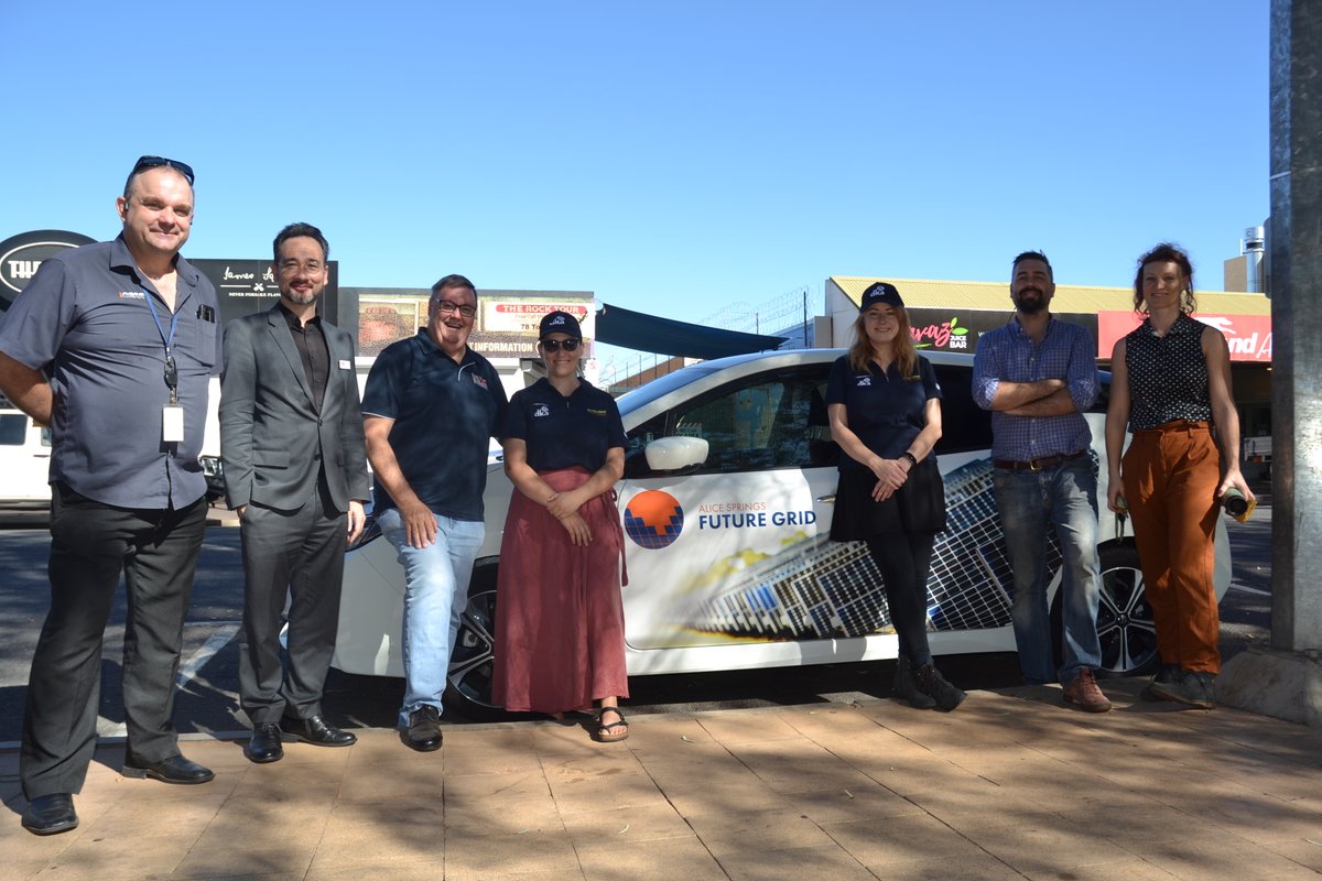 Staff from the #Intyalheme, DKA, and the #AliceSpringsFutureGrid project joined festivities to mark local commercial radio station 8HA's 50th birthday! We attended the celebration with our Nissan Leaf, as part of the contingent of #ElectricVehicle enthusiasts...

#AliceSprings