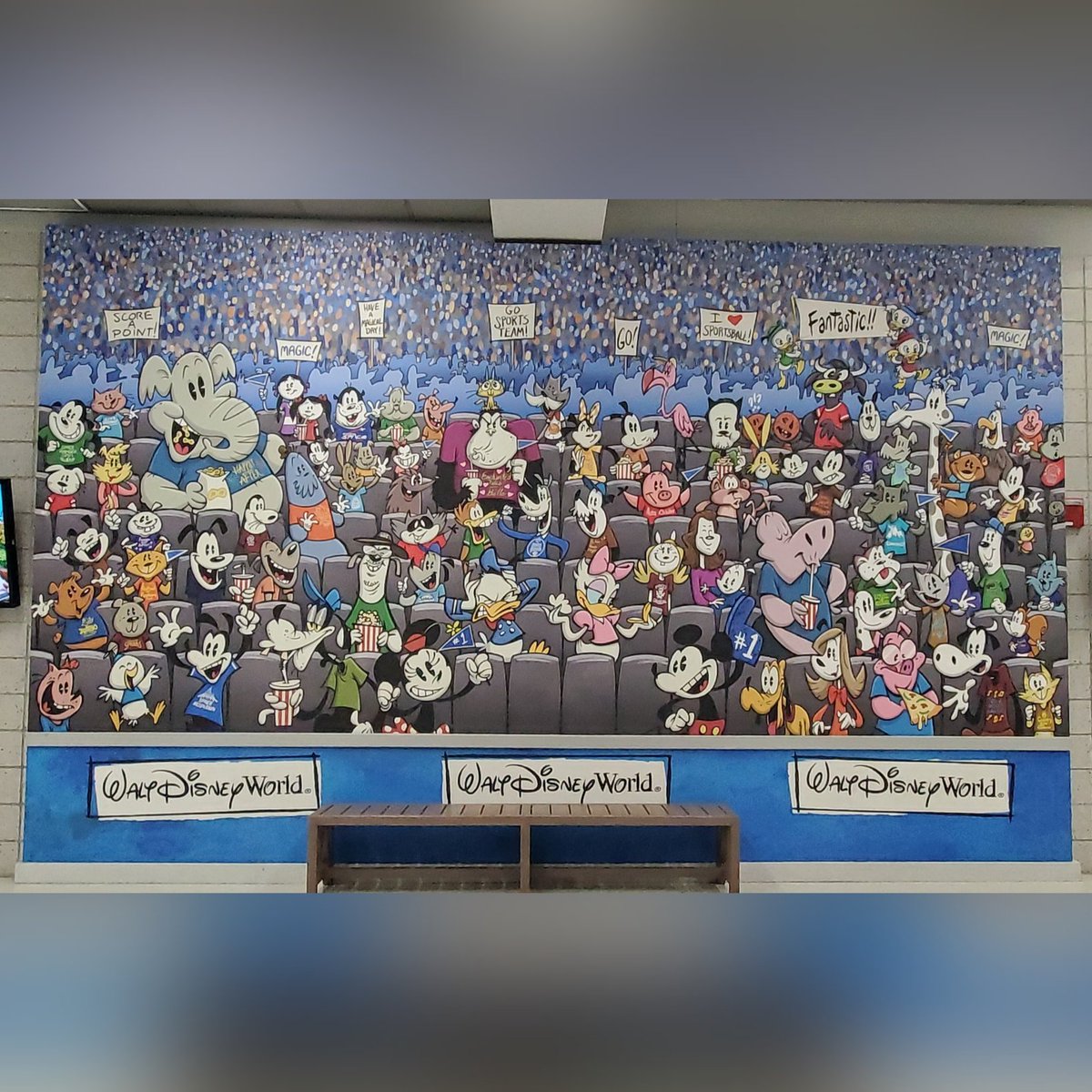 I also ❤ sportsball! <a href="/orlandomagic/">Orlando Magic</a> #magictogether <a href="/WaltDisneyWorld/">Walt Disney World</a>
