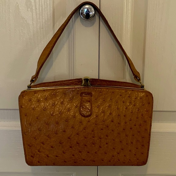 sunshynes's tweet image. So good I had to share! Check out all the items I'm loving on @Poshmarkapp #poshmark #fashion #style #shopmycloset #clubmonaco #newyorkcompany: posh.mk/ya8UHn3Theb