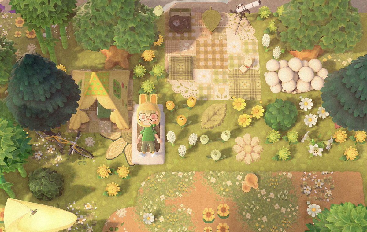 isleofbryum's tweet image. care for a picnic and some stargazing once the sun goes down? 🌼🌾🐇