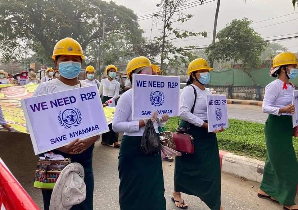 ali_jinnah_07's tweet photo. HappeningNow
Myanmar have really need #R2P otherwise military will settle up the people.People in #Myanmar now demanding #R2P to save Myanmar and its people from brutal military. #WhatIsHappeningInMyanmar #SaveMyanmar #WeWantR2P #AgainstMyanmarMilitaryCoup #MilkTeaAllianceMyanmar https://t.co/c5Qnr4knTI