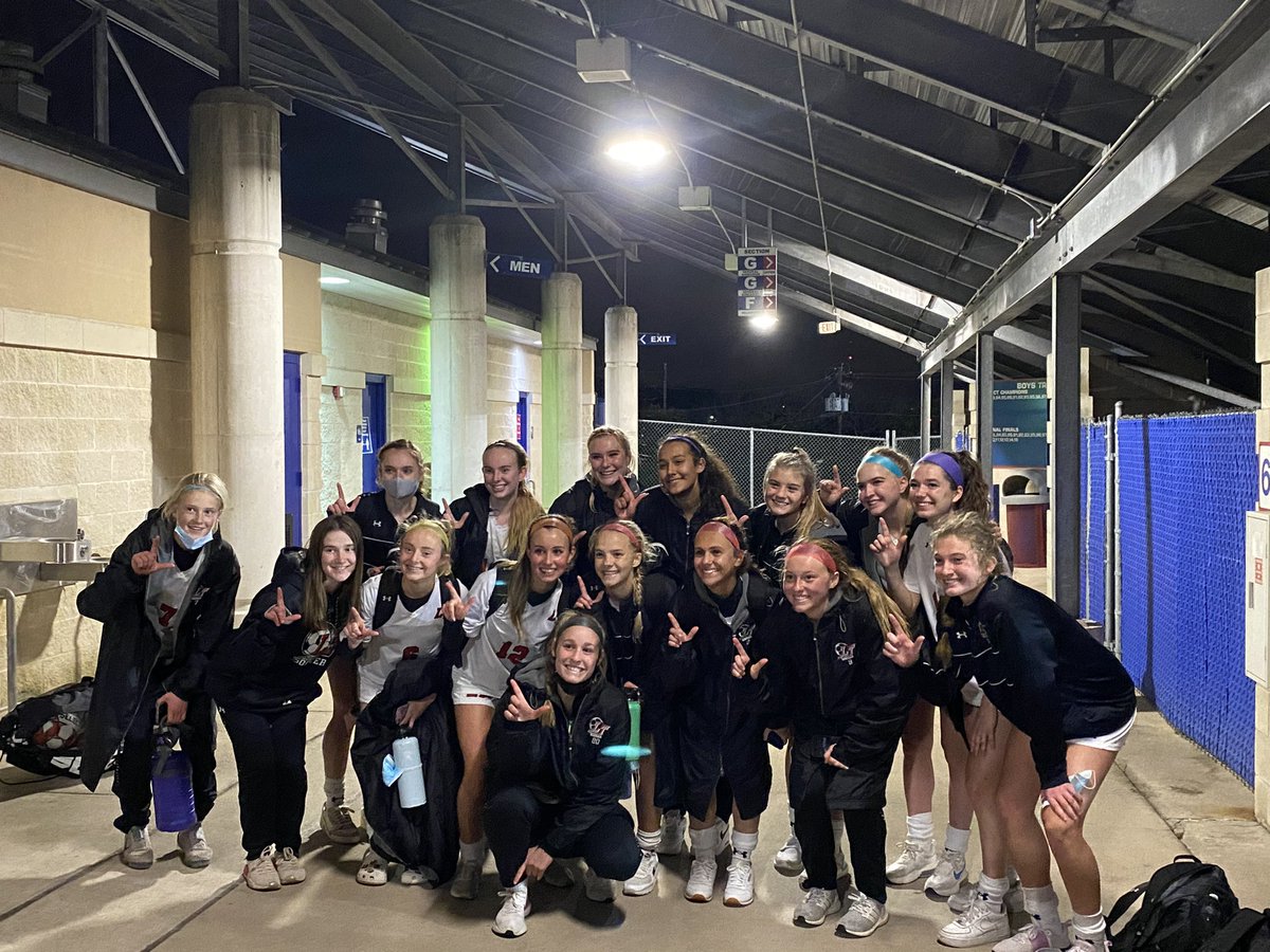 That’s a final in Westlake.  Still undefeated!!

Lake Travis 2
Westlake 0
#UnfinishedBusiness 

Goals by <a href="/BrigidMcelderry/">Brigid McElderry</a>  and Jessica Wade

<a href="/LakeTravisHS/">LT High School</a> <a href="/varsity_news/">Varsity News</a> <a href="/VypeATX/">VYPE Austin</a> @LethalSoccer <a href="/50_50Pod/">The 50/50 Podcast ⚽️🎙</a>