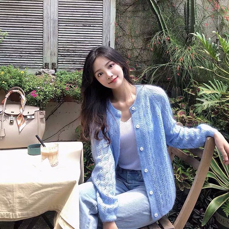 abby200318's tweet photo. 𝙏𝙝𝙖𝙣𝙠𝙨 𝙮𝙤𝙪 • 𝘽𝙤𝙨𝙨     ꔛ ꕤ 
年龄/Age 2️⃣1️⃣🔝💋
身高/Height 1️⃣6️⃣8️⃣cm🔝 🍑
胸围/Bus C🔝😘
甜美可爱   兼职
超温柔 皮肤❄️白💦嫩
初恋女友的感觉
＃模特 ＃美女 ＃少妇 ＃网红 ＃萝莉 ＃学生  ＃明星  ＃约拍 ＃御姐  #黑丝 ＃上海 ＃北京 ＃广州 ＃香港 https://t.co/jGBJ5wdq4R