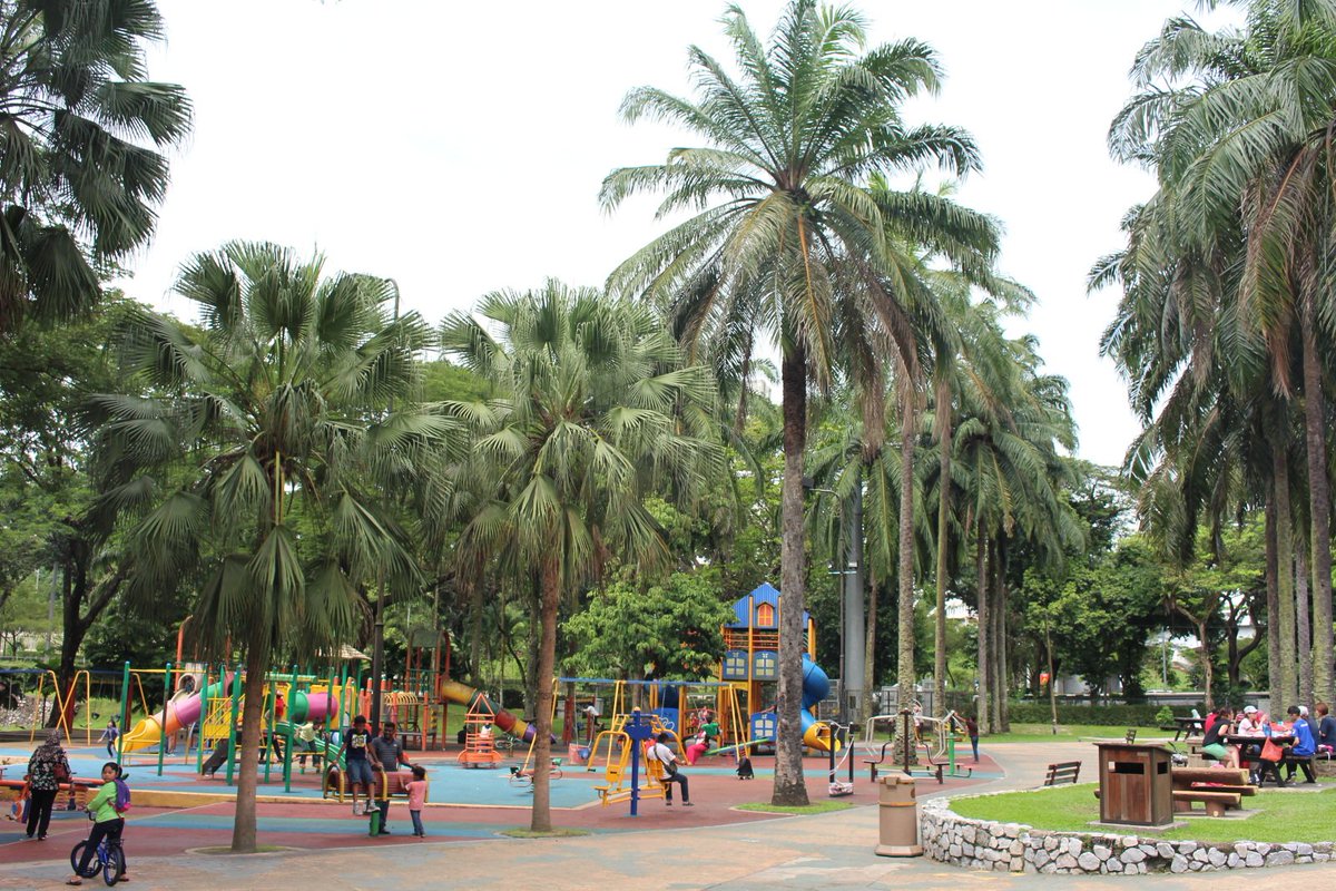 Today's site is the Taman Botani Perdana (in Malay, Perdana Botanical Gardens) in Kuala Lumpur, Malaysia. It was established in 1888 & covers 91.6 hectares (about 227 acres)