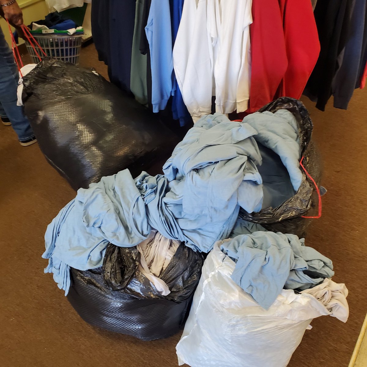 push_be's tweet image. With the help of @coachblair27 @ninety10sports we donated 350 t-shirts today