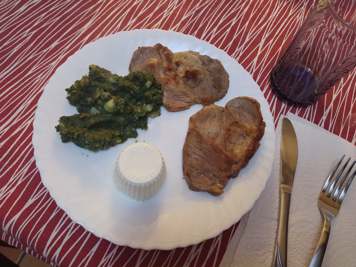 IeRuben's tweet photo. #McIESAFOR 

Setmana 4, Micorcanvi d'alimentació: Sopar https://t.co/7f9k2J6Ttt