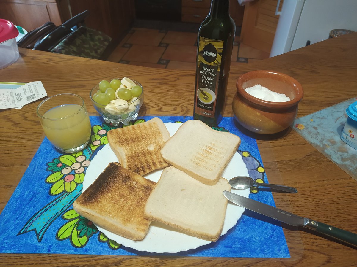 IeRuben's tweet photo. #McIESAFOR 

Setmana 4, Microcanvi d'alimentació: Desdejuni https://t.co/hGgSOymjZg