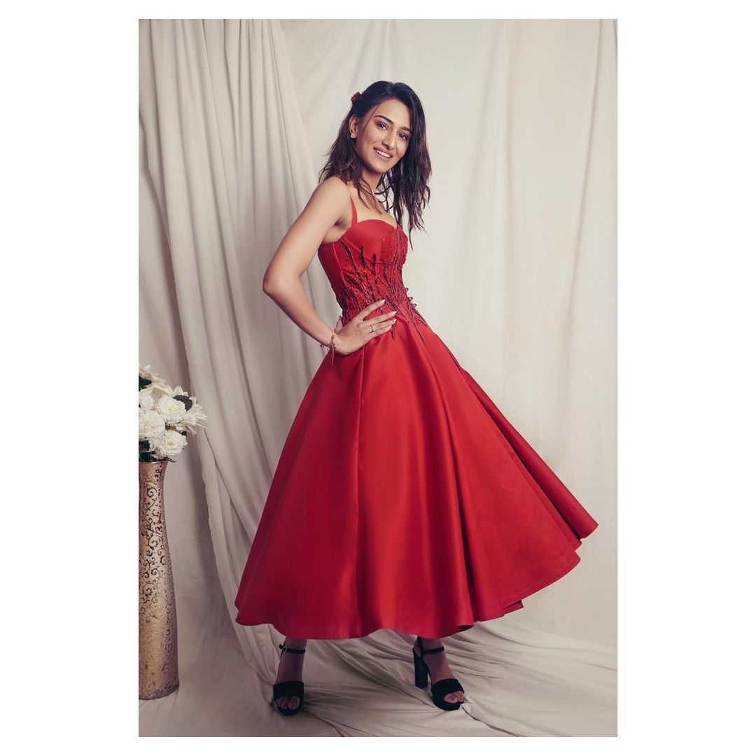 Divi_001's tweet photo. A Thread

EJF X Animes ❤️
@IamEJF

#EricaFernandes #ejf #KRPKAB #KasautiiZindagiiKay2 https://t.co/71FmqnmysY