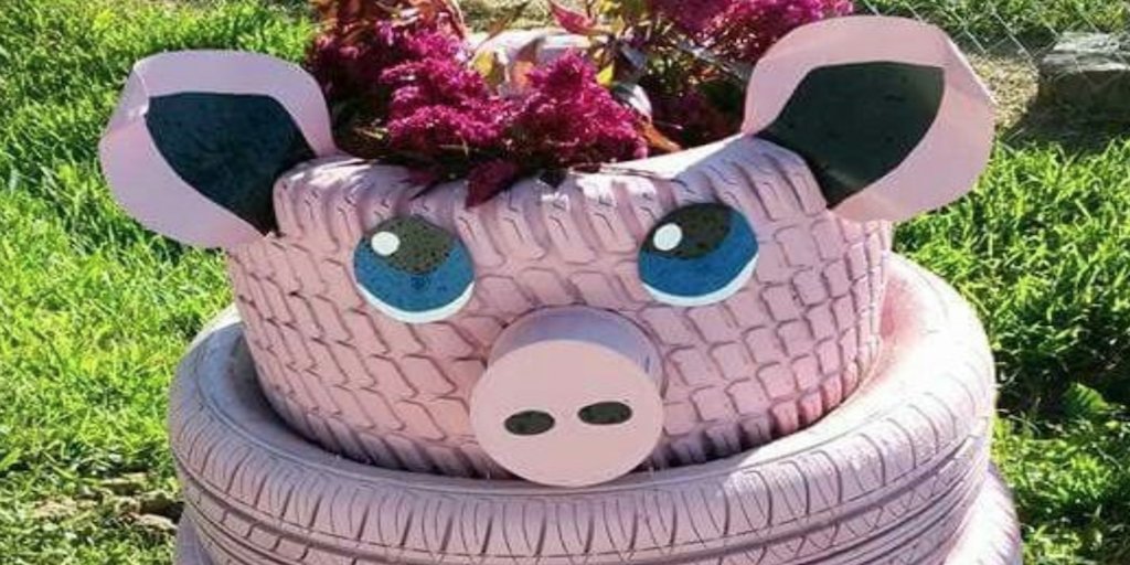 Cute tire planter ideas to spruce up the #garden castlerandom.com/tire-planter-i… RT <a href="/castlerandom/">Castle Random ▶️ Unicorn Candy Dream🦄</a>