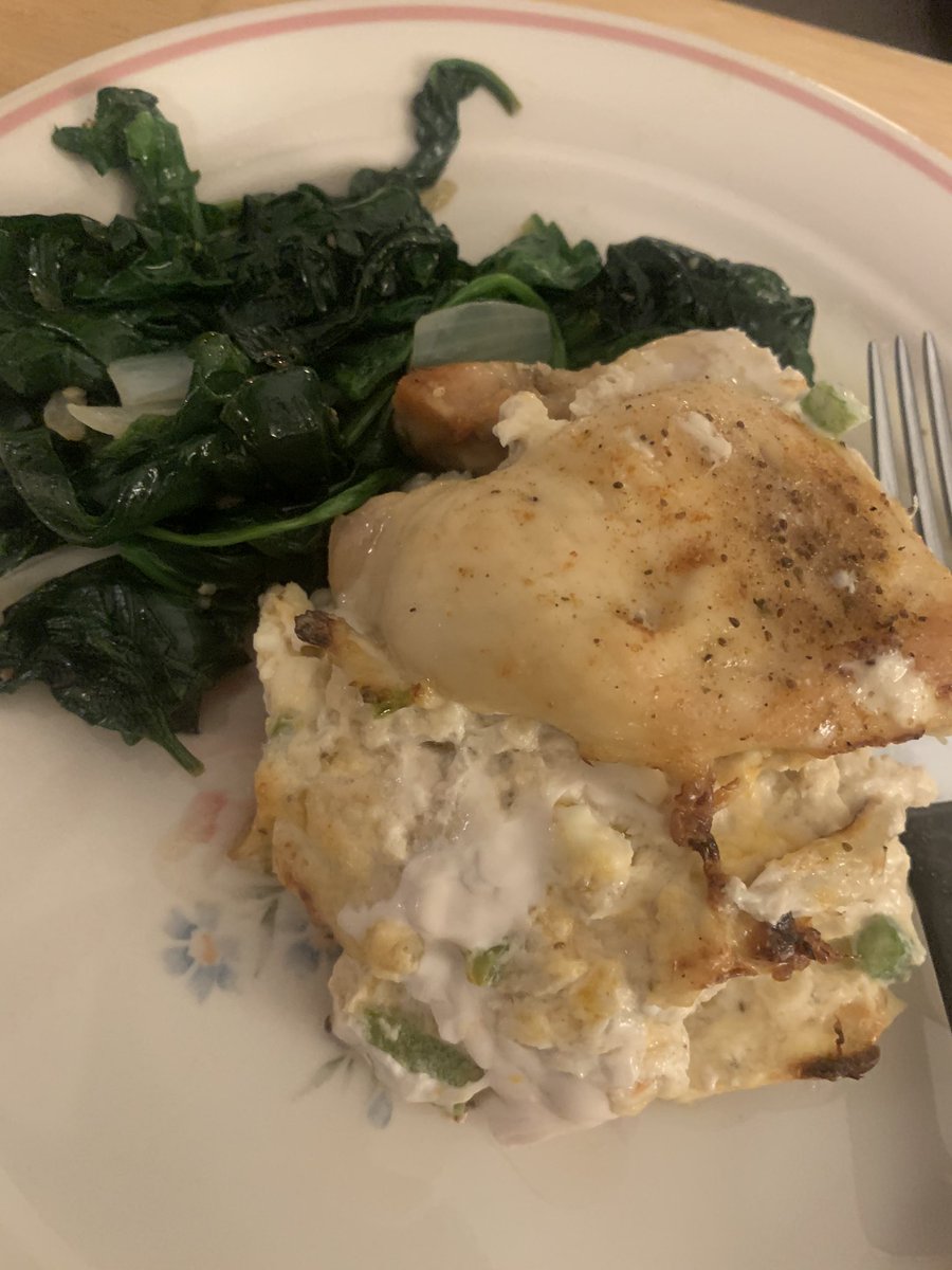 kdk249's tweet image. Almost ready to buy some smaller clothes for summer. On track to hit my June goal. And still enjoying the meals. Tonight’s was really good. Crab stuff chicken with fresh spinach