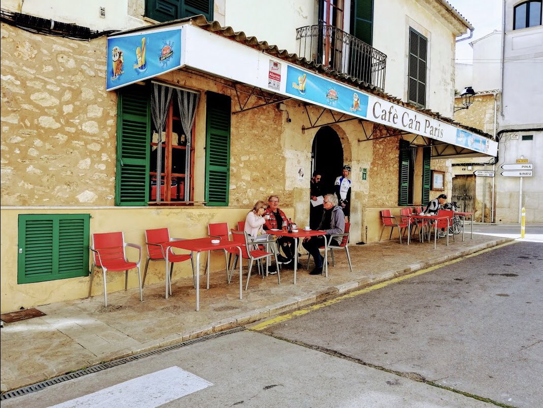 1momentodado1's tweet photo. ❤️ Torna #CanParis #Sencelles
#Variats #Cafè https://t.co/ofnEtdVnRu
