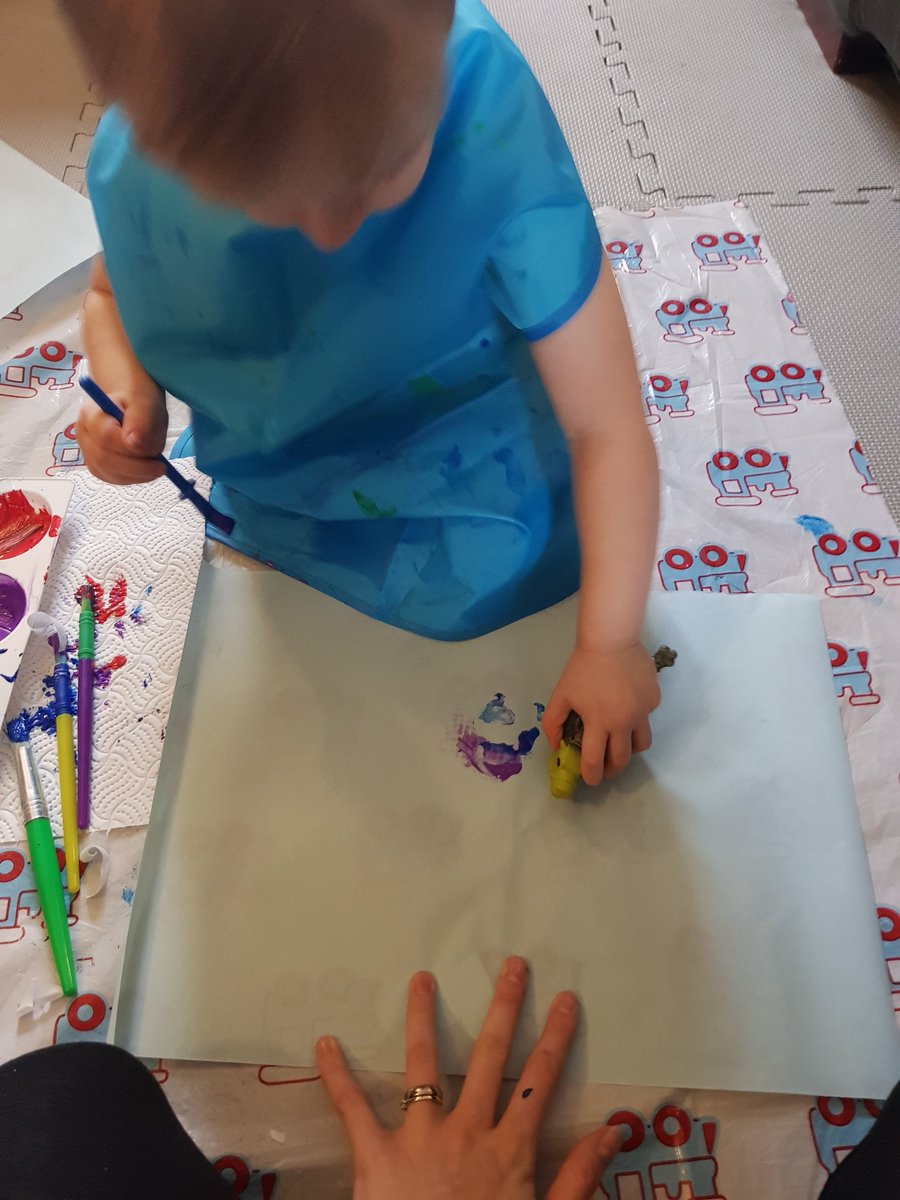SophieHand17's tweet photo. Hunter doing dinosaurs painting prints 🦖🦕 @QHAThurrock #preschooler https://t.co/JcxN3xGLoR