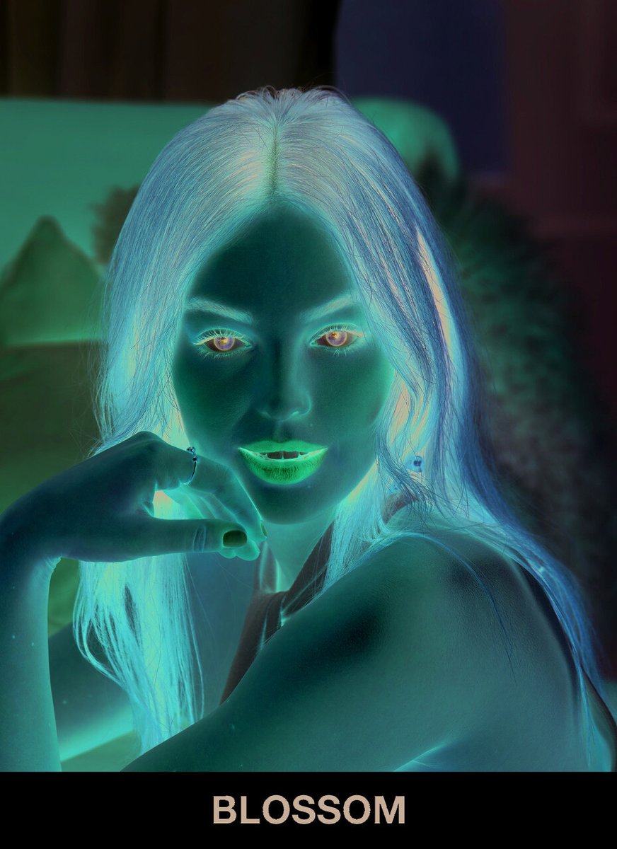 Choose from Shimmering Pearl for a subtle shimmer or Blossom for glossy gorgeousness. 💋
#LipOil #MakeUpAddict #Avon #LoveAvon #AvonCosmetics #AvonMakeUp #AvonBeauty
wu.to/ljvcQO