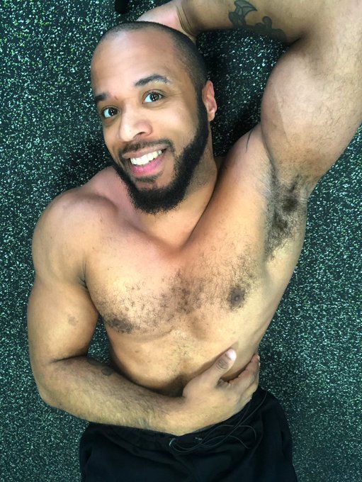 Morning y’all.

It’s a day late, but wishing everyone a blessed week. ????? https://t.co/NiSFUllyuv