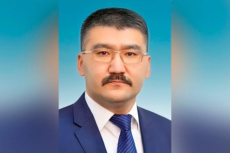 председатель комитета земельных ресурсов. председатель комитета земельных ресурсов. председатель куми великого новгорода дмитриев станислав. жукалов максим александрович севастополь. земельный комитет саратов.