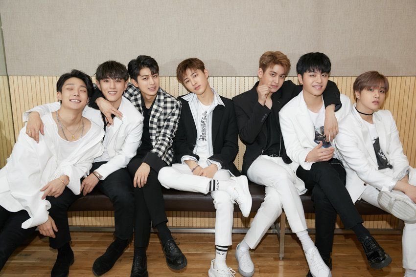 KONYmeme - Vietnam iKONIC 🇻🇳 ❤️🧡 tweet media