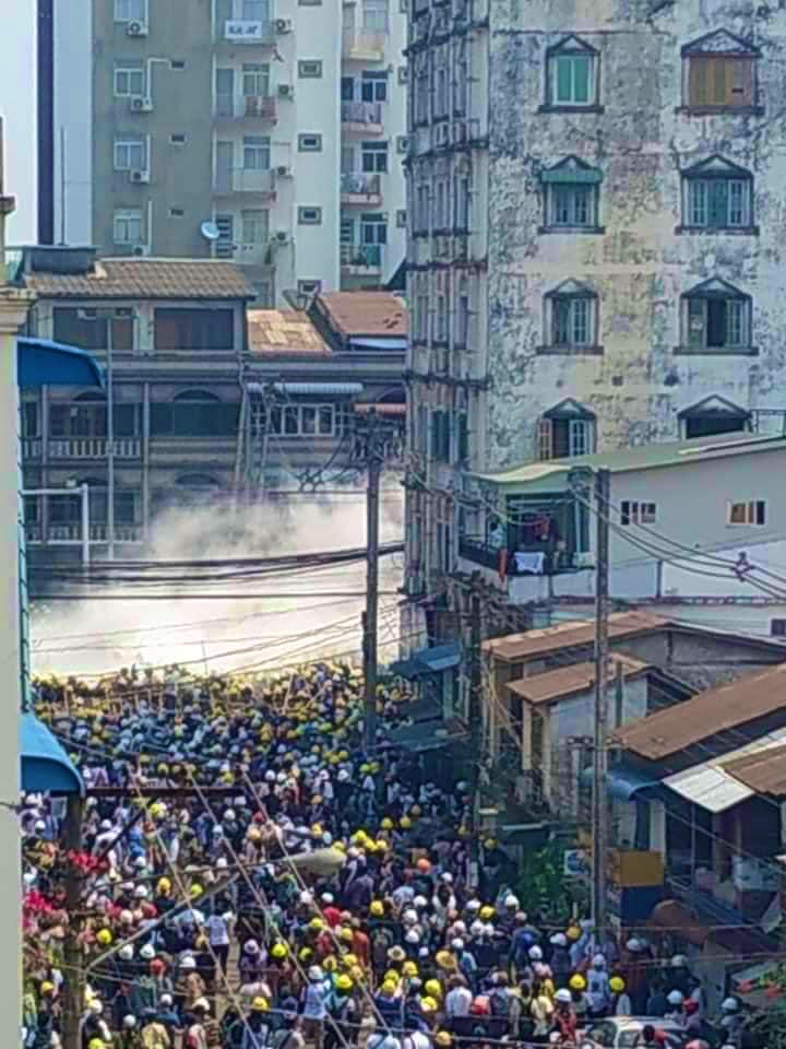 thetmonkhin's tweet photo. Hlaing, Ywama Kyaung Street, Yangon: Junta terrorists have opened fire on peaceful protesters. This is one of the brutal crackdown locations on Monday too.
#WhatsHappeningInMyanmar #Mar2Coup https://t.co/KwNZkVJo9W