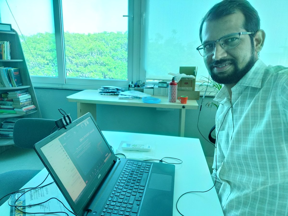 HarshitRMahajan's tweet image. Hi. This is my entry for #AvastRaffle, 
#nullcon2021
Looking forward to win the price.😁
Cc.    @nullcon @avast_antivirus