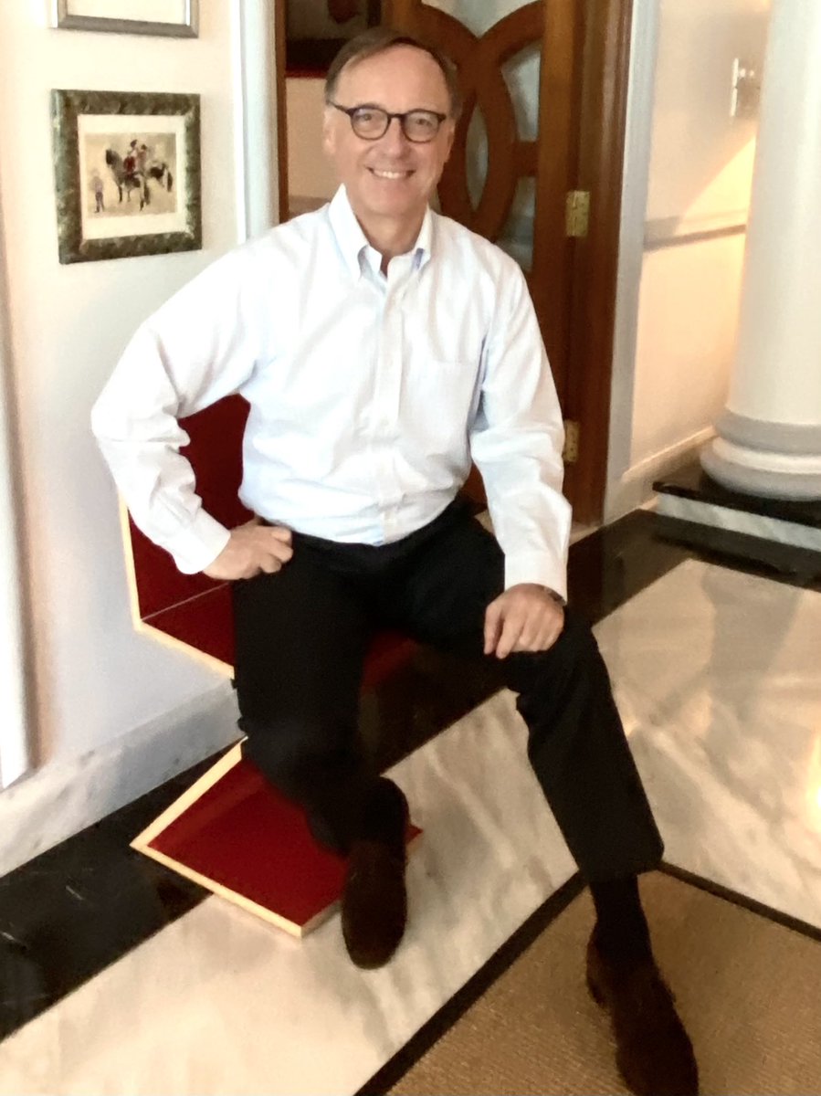 Let’s Talk! For #SheDecidesDay I’m taking my seat at the table to talk about SRHR. We need to talk more about the freedom of choice because all women and girls have the right to decide about their own bodies, lives and future. <a href="/SheDecidesGFI/">SheDecides</a> <a href="/NLWomensrights/">NL Women's Rights 🇳🇱</a> @PMGrotenhuis