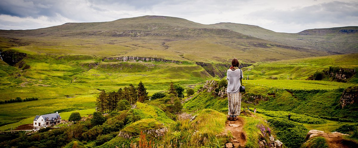Wer glaubt, vom Feldherrnhügel vergangener Zeiten erklären zu können, wie die Zukunft unserer Branche aussieht, wird sich wundern. Denn „das neue Normal“ sieht anders aus. edutrainment-company.com/auf-dem-weg-in…