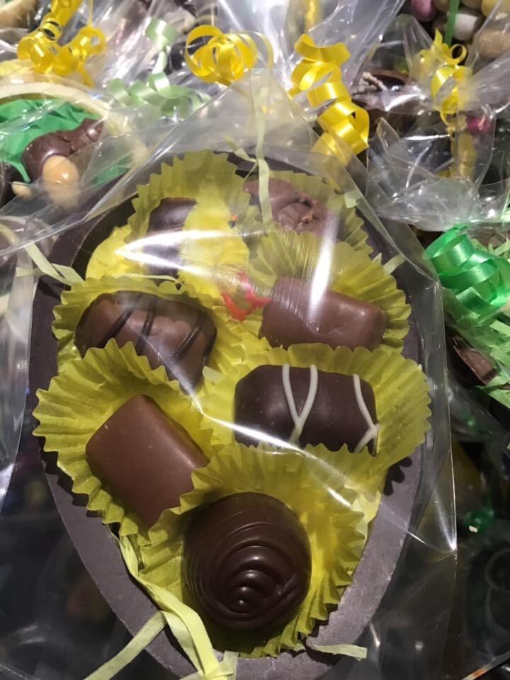 sweetthoughts20's tweet photo. Open for Easter, click and collect pop over to our website for all your Easter treats. https://t.co/dPF0cJBg55