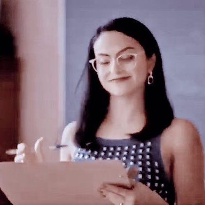I’m a teacher at Riverdale High. It’s a busy day for me.
