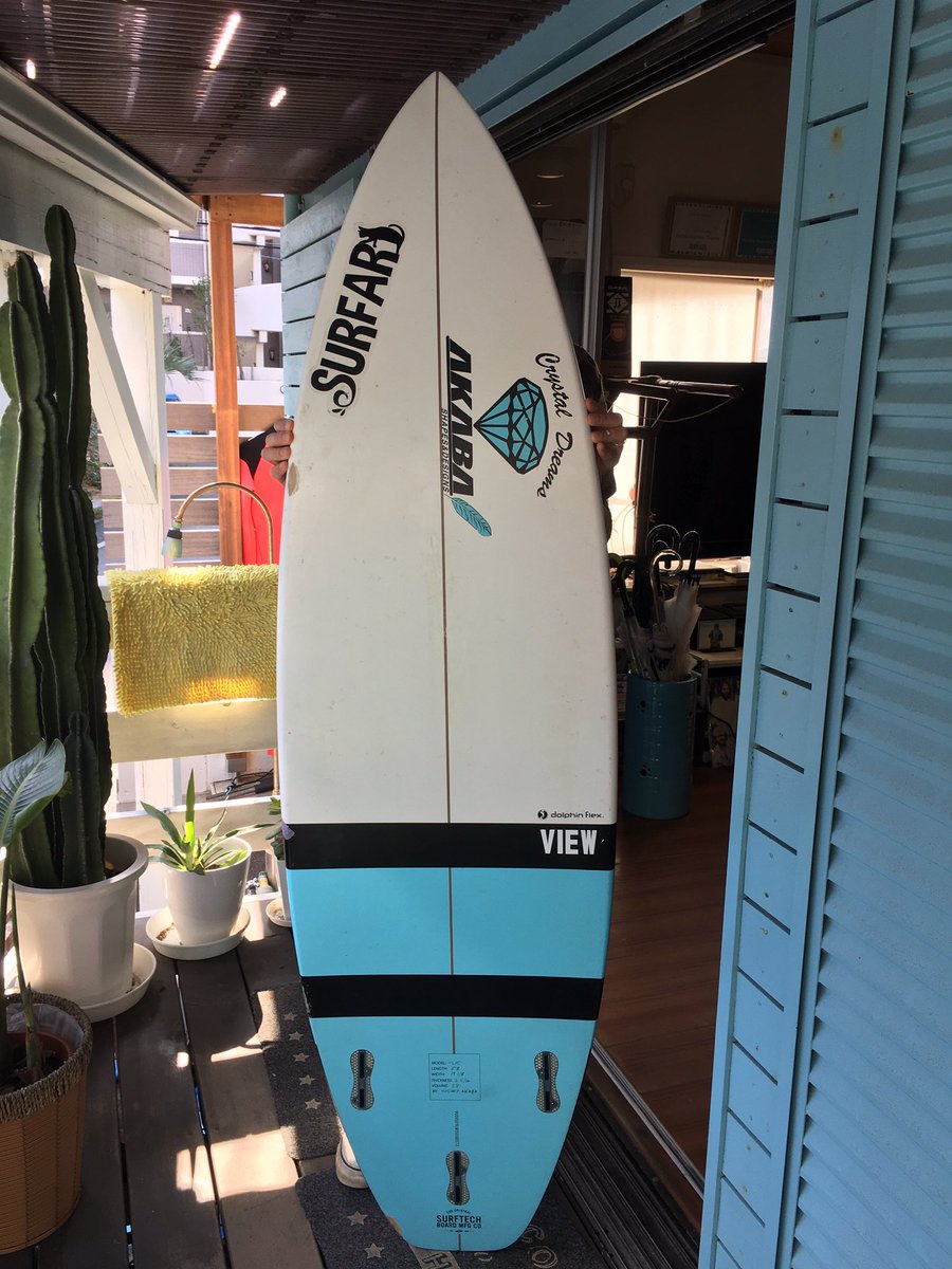 surfari_happy's tweet photo. 特価　中古サーフボード
40000円＋税
クリスタルドリームスサーフボード
（サーフテック）
レベル 初級者～
対応サイズ ヒザモモ～

修理済み　数箇所有り
オールラウンドに乗りやすいボード
パワーレスな湘南のヒザモモから、島特有のパワーのある頭オーバーサイズまで楽しめます♪
#中古サーフボード https://t.co/wU6DoBx2GW