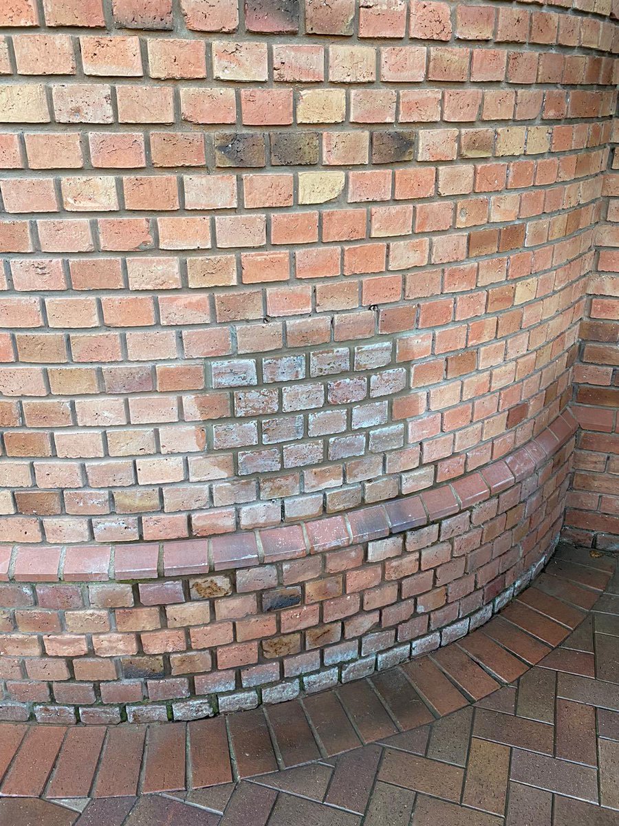 Dyfed Roberts tweet media