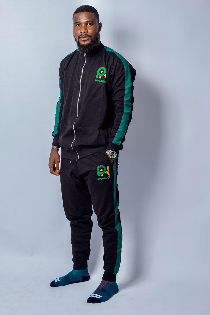 PoporyFashion's tweet photo. When it’s cold, all you need a popory tracksuit to level up. When it’s sunny, you need a popory tee to level up. So tell me, why don’t you have a pair of our fashionable tracksuits? 

This tracksuit is available in different colors 

Sizes: S - XXXXL https://t.co/8s3WeKUuMJ