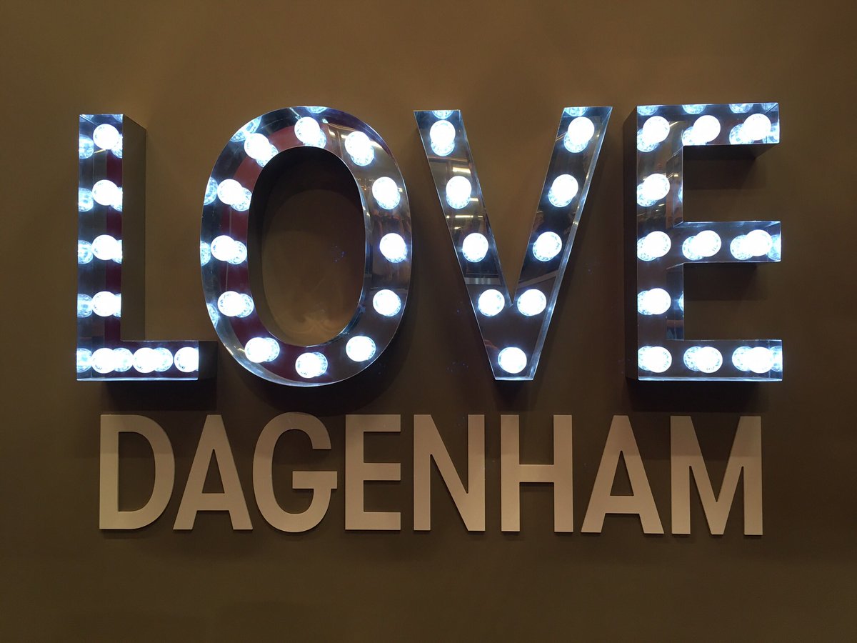 stgeorgesdag's tweet photo. Today’s the day as our new minister, Simon Berry, joins us in our gospel mission to Dagenham, in the 100th year of the Becontree Estate. https://t.co/lWgwyGOzTp